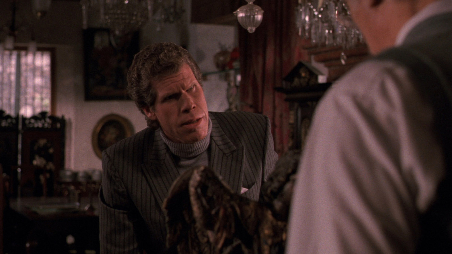 Ron Perlman en la película "Cronos"
