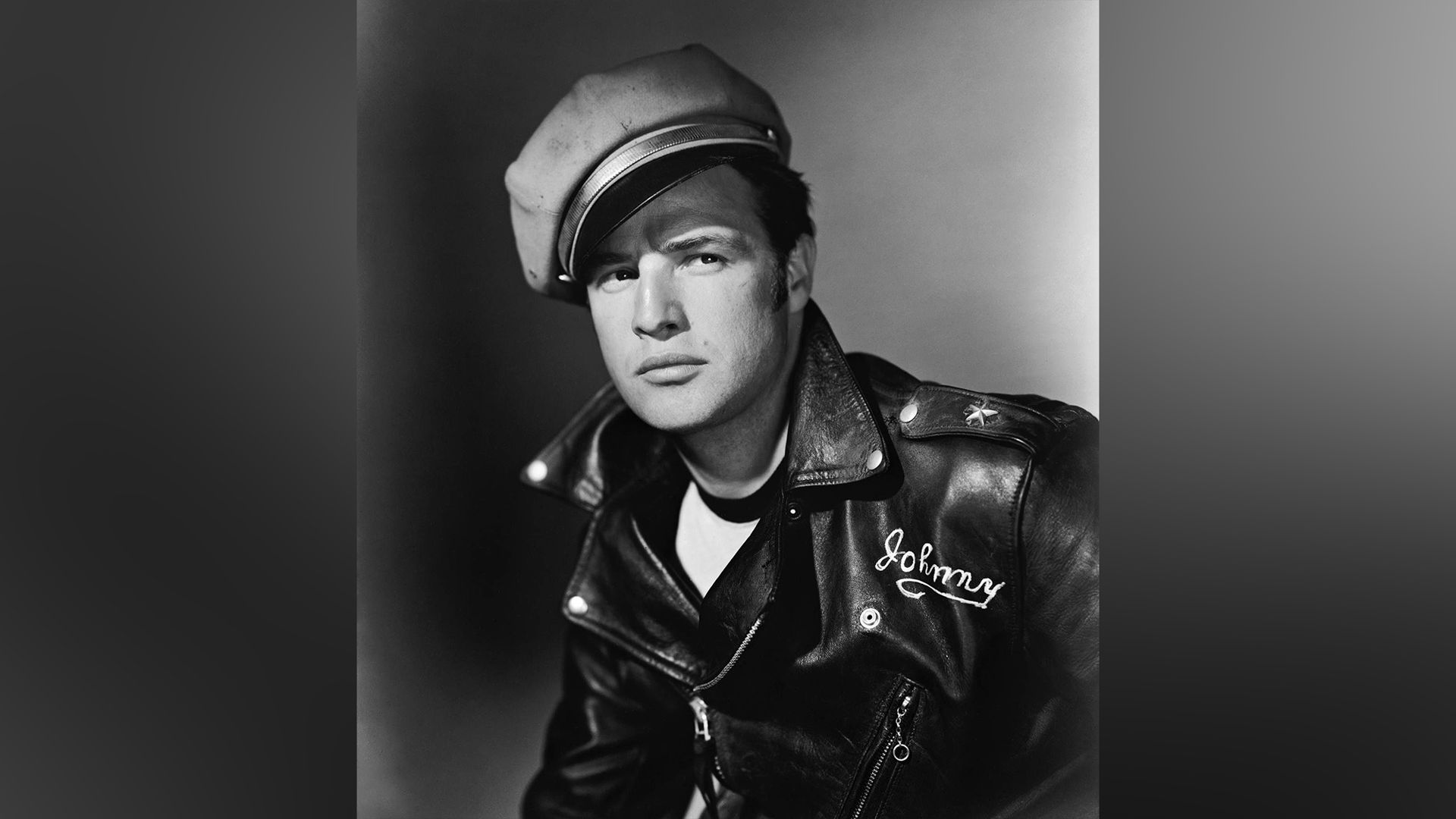 Un representante destacado del signo Aries fue el actor Marlon Brando