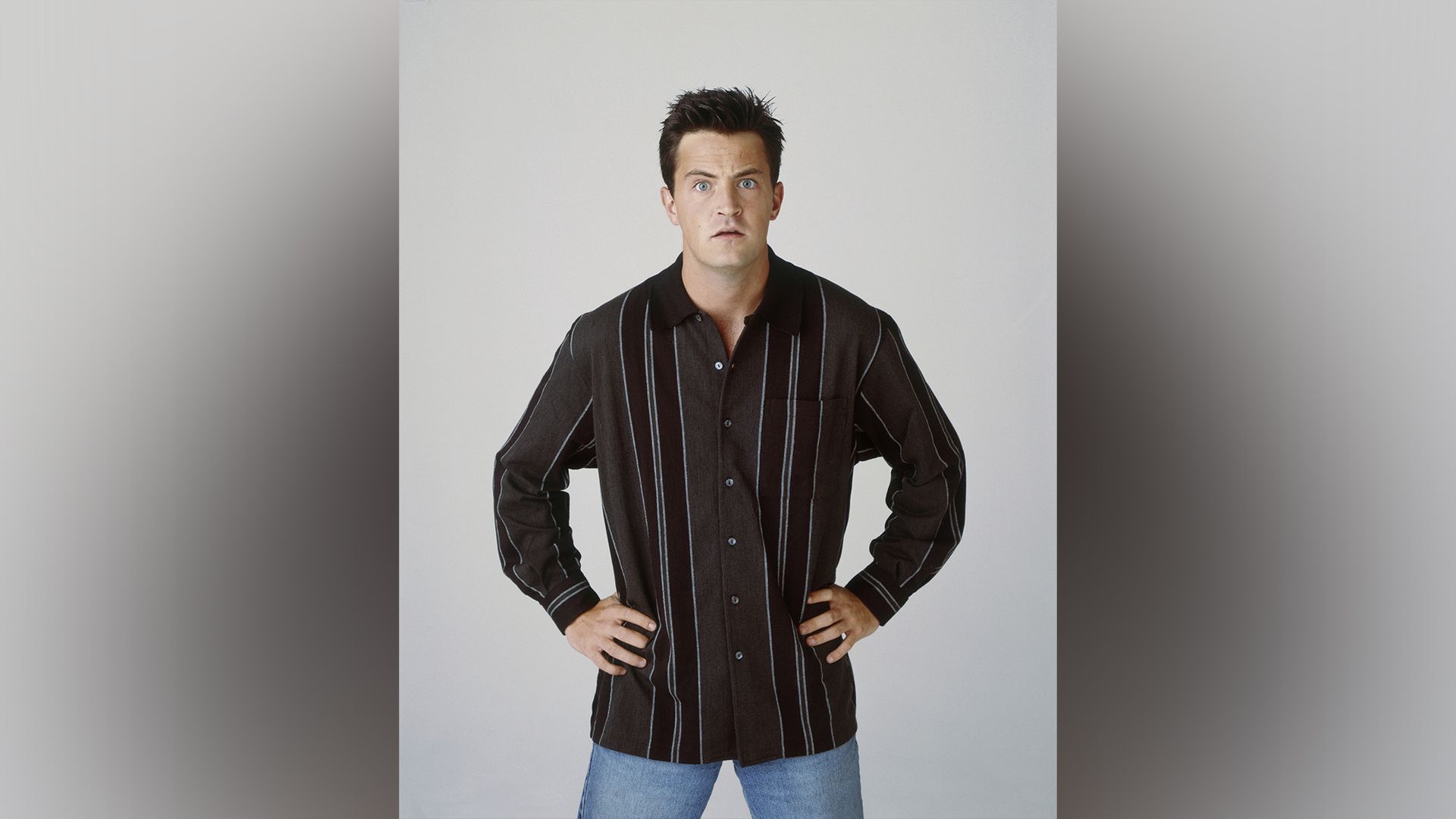 Matthew Perry como Chandler Bing