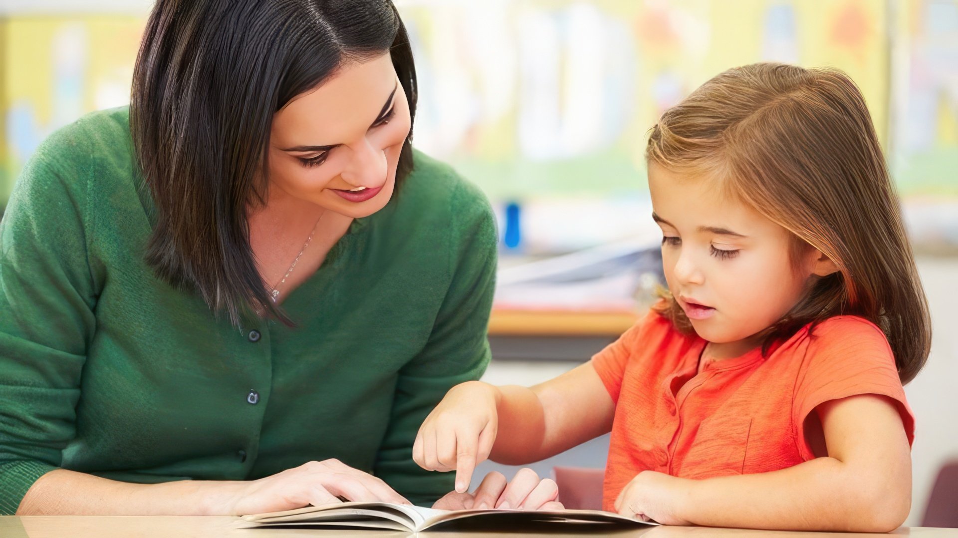 La mujer Aries es bastante exigente con sus hijos