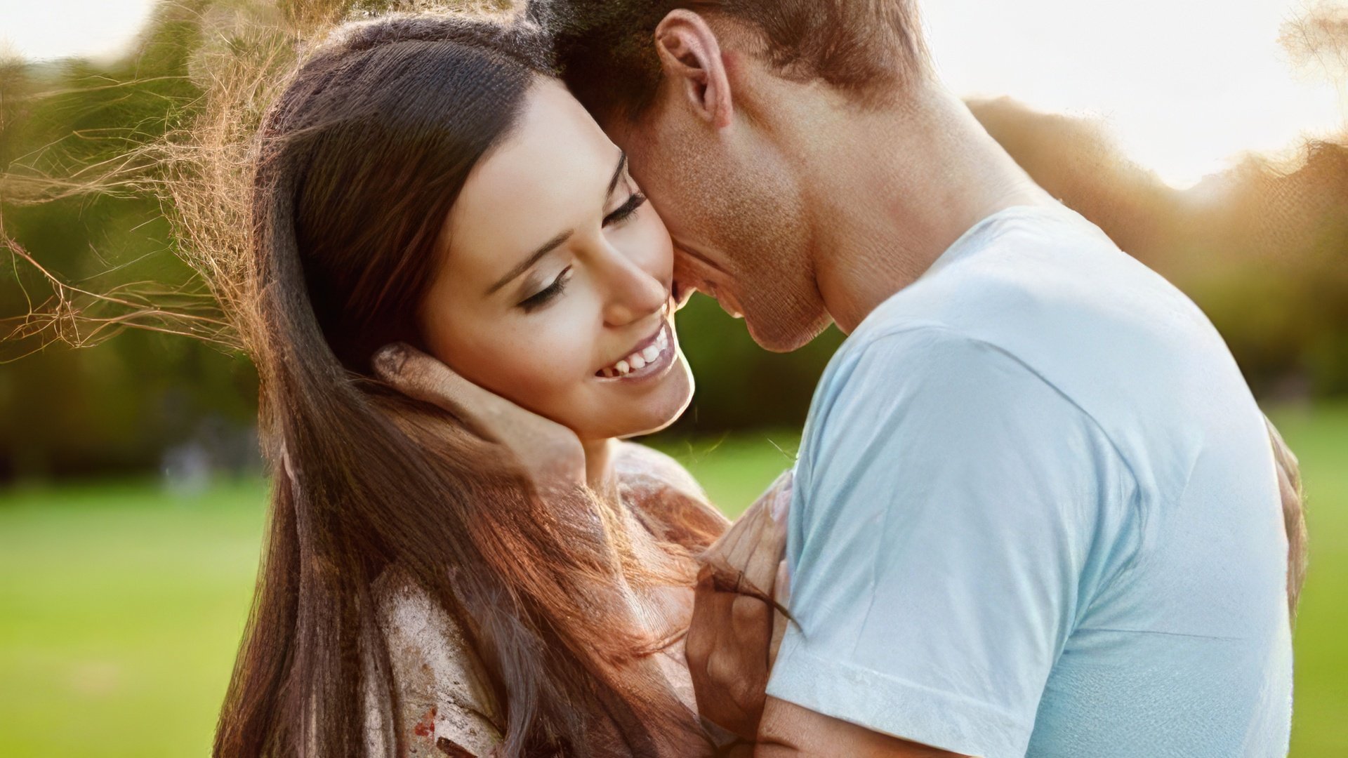Una Mujer Libra y un Hombre Acuario Son Sonrientes y Amistosos Entre Sí