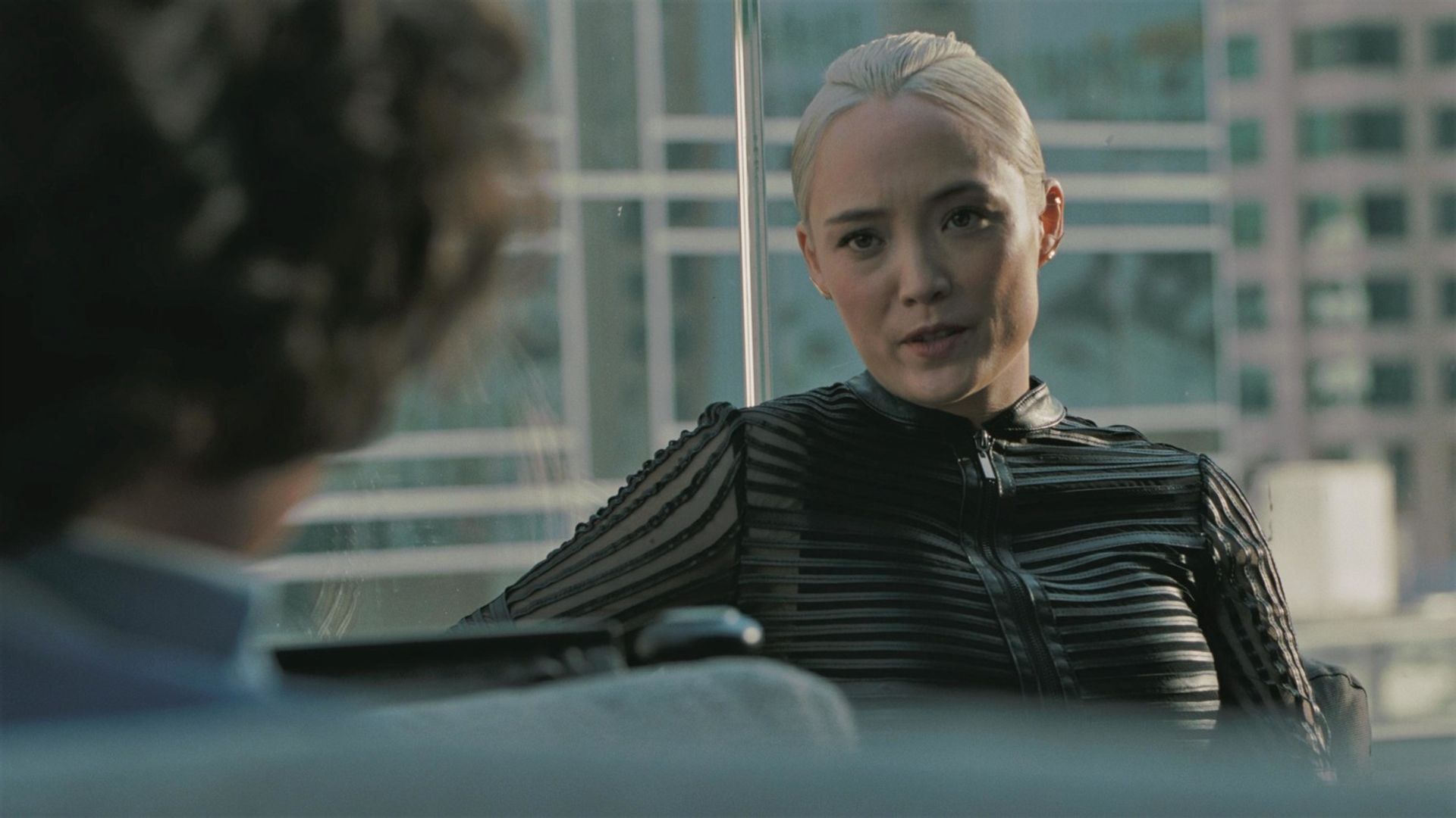 Pom Klementieff en la serie Westworld