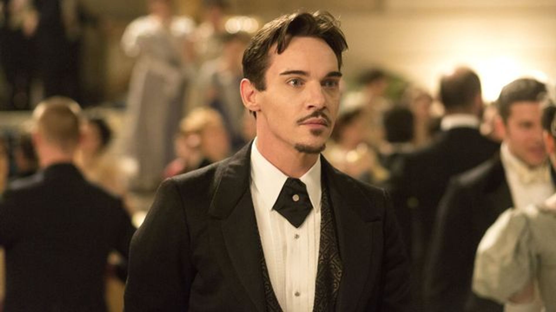 Jonathan Rhys Meyers en la serie 'Dracula'