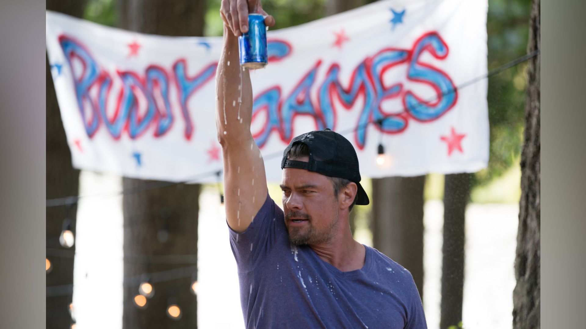 Josh Duhamel en la película "Buddy Games"