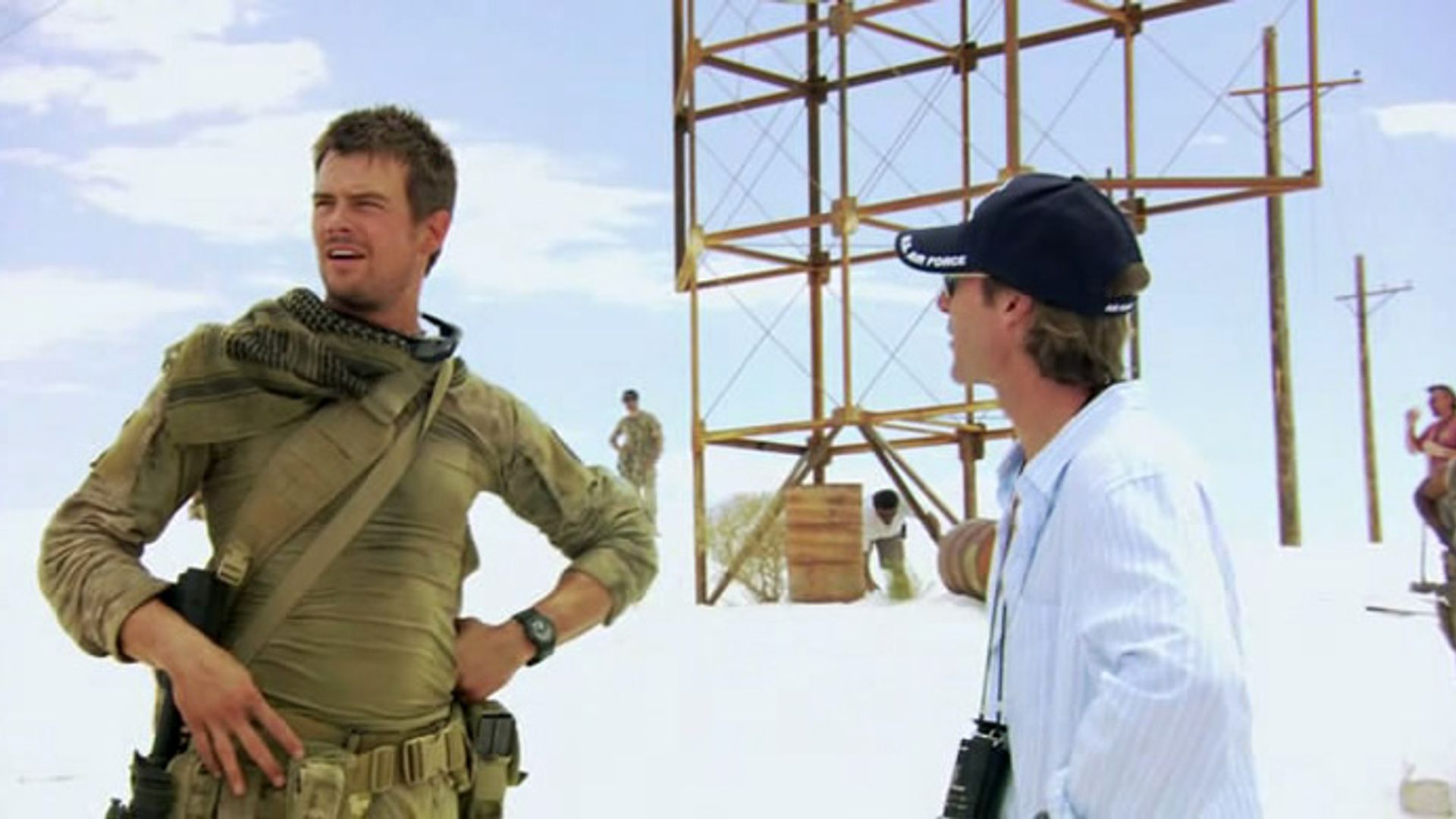 Josh Duhamel en el set de la película "Transformers"