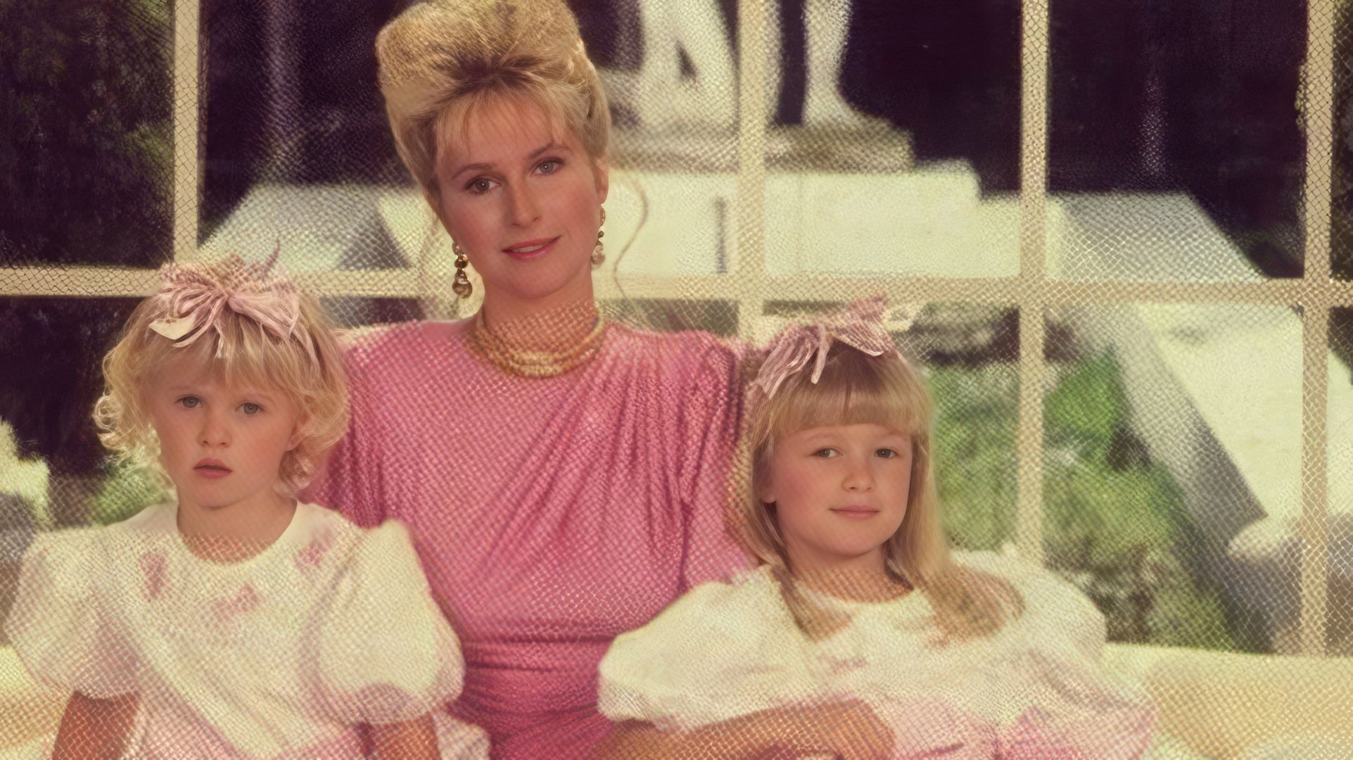 Paris y Nicky Hilton en la infancia