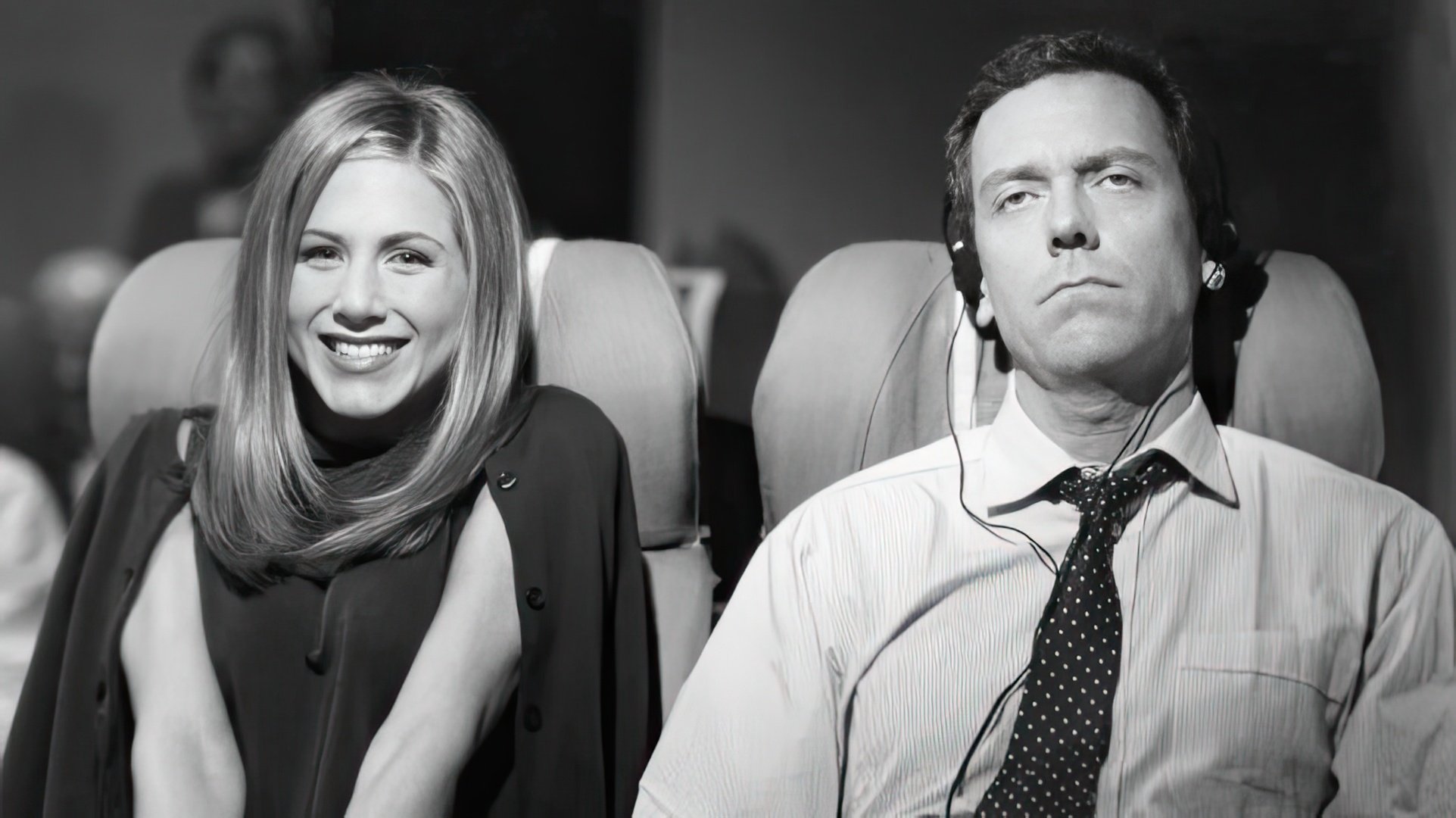 Jennifer Aniston y Hugh Laurie en el set de 'Friends'