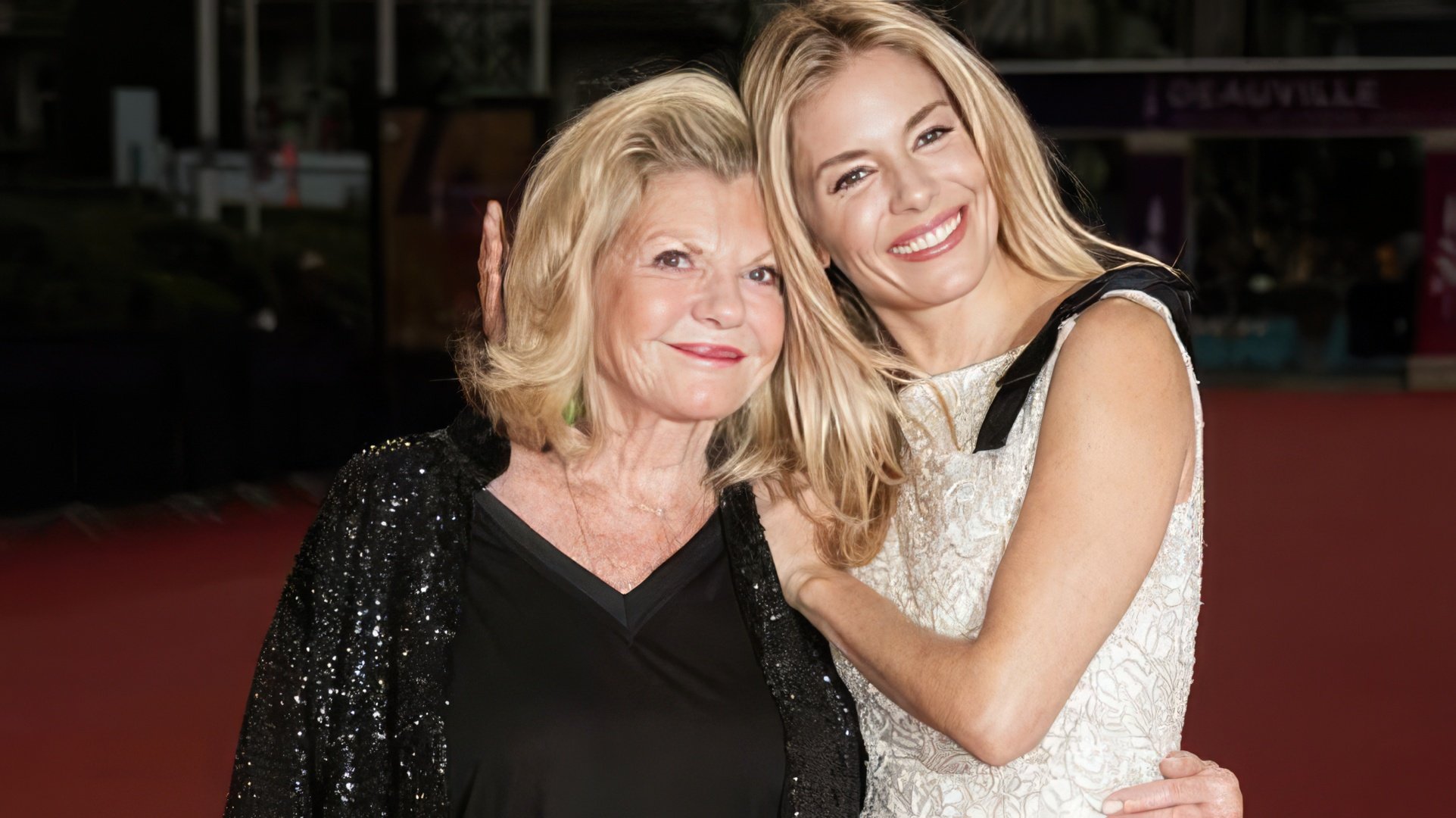 Sienna Miller y su madre