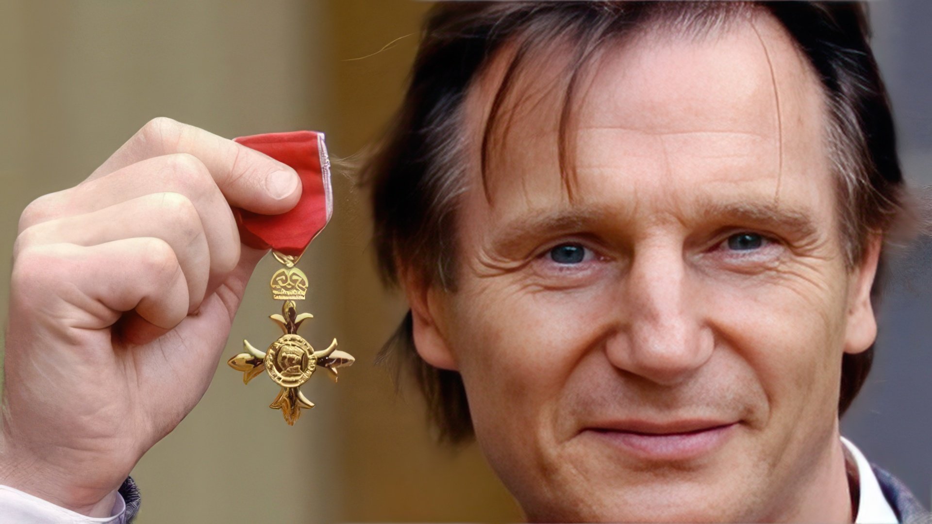 Liam Neeson condecorado con la Orden del Imperio Británico