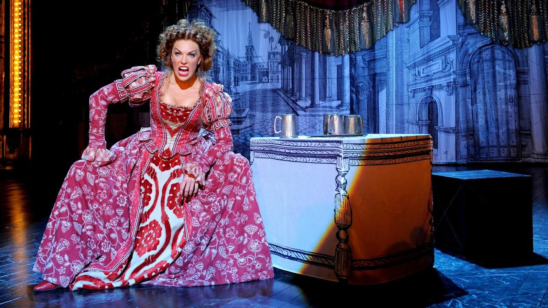 Hannah Waddingham en Kiss Me, Kate
