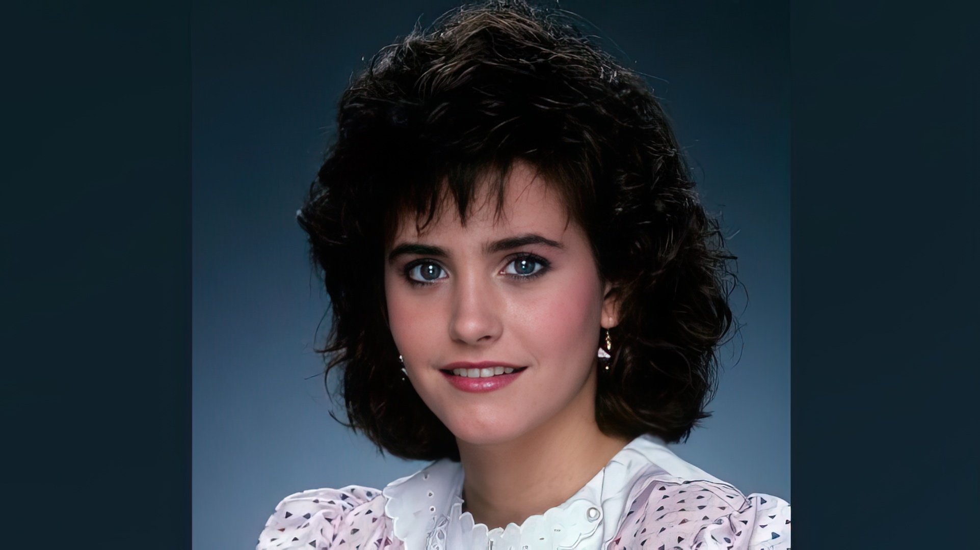 Una joven Courteney Cox como modelo
