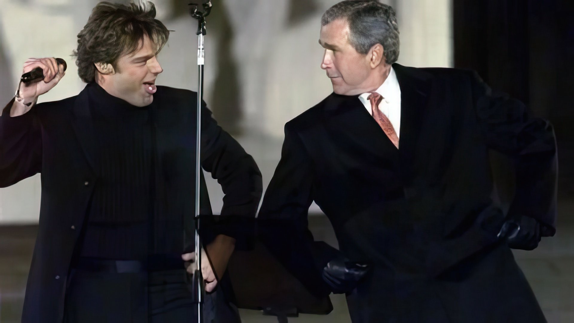 Ricky Martin bailó con George Bush
