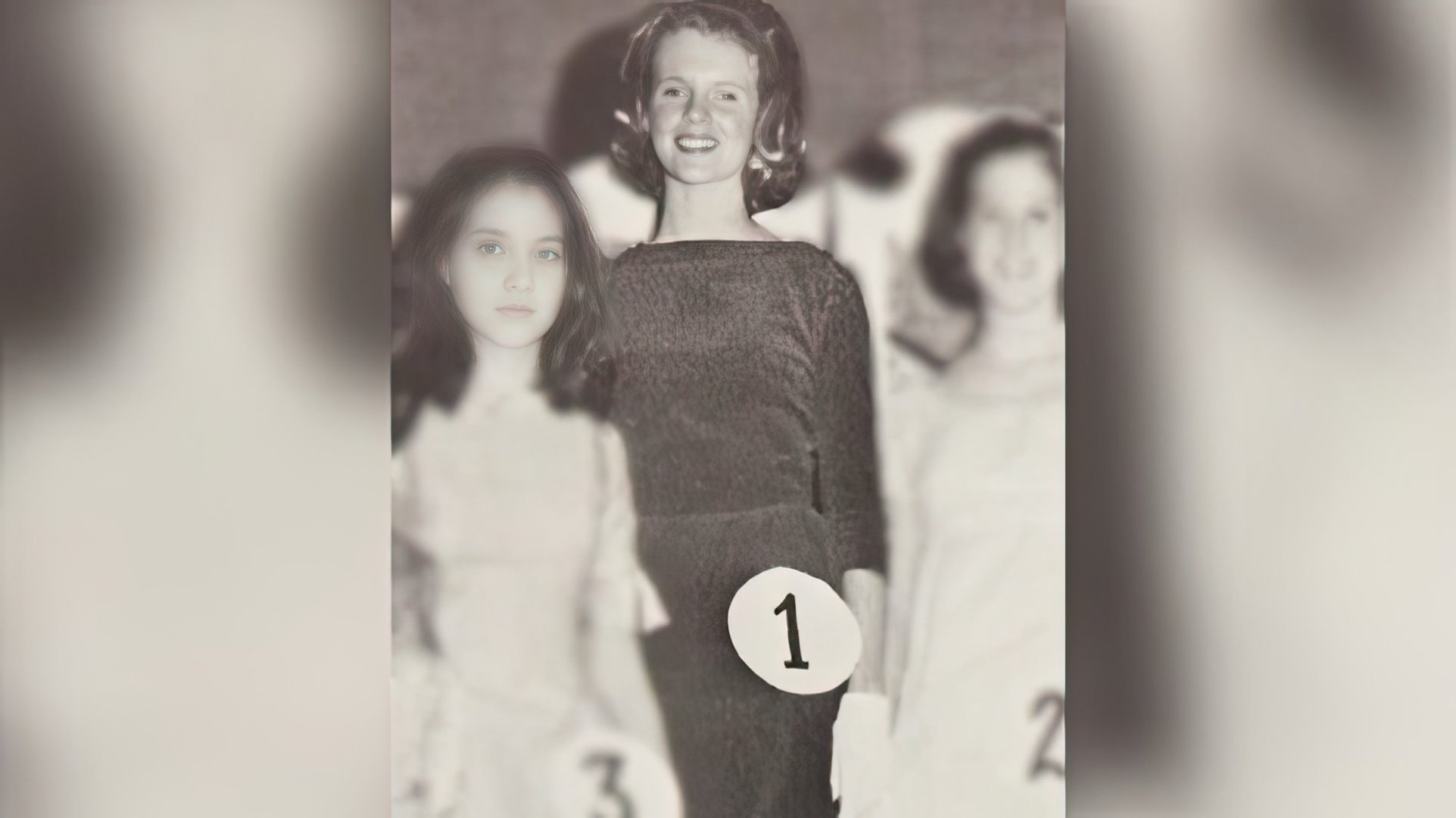 La joven Kim Basinger en el concurso Miss Georgia