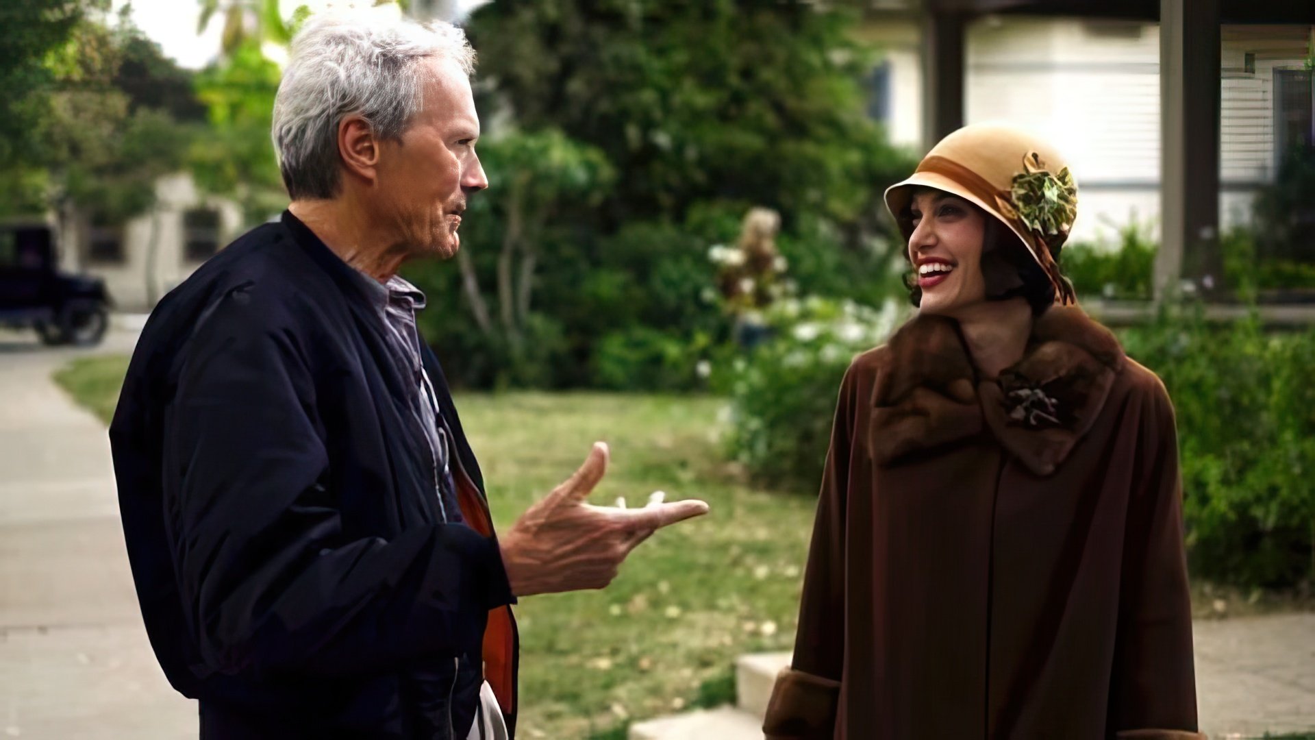 Clint Eastwood y Angelina Jolie en el rodaje del thriller Changeling