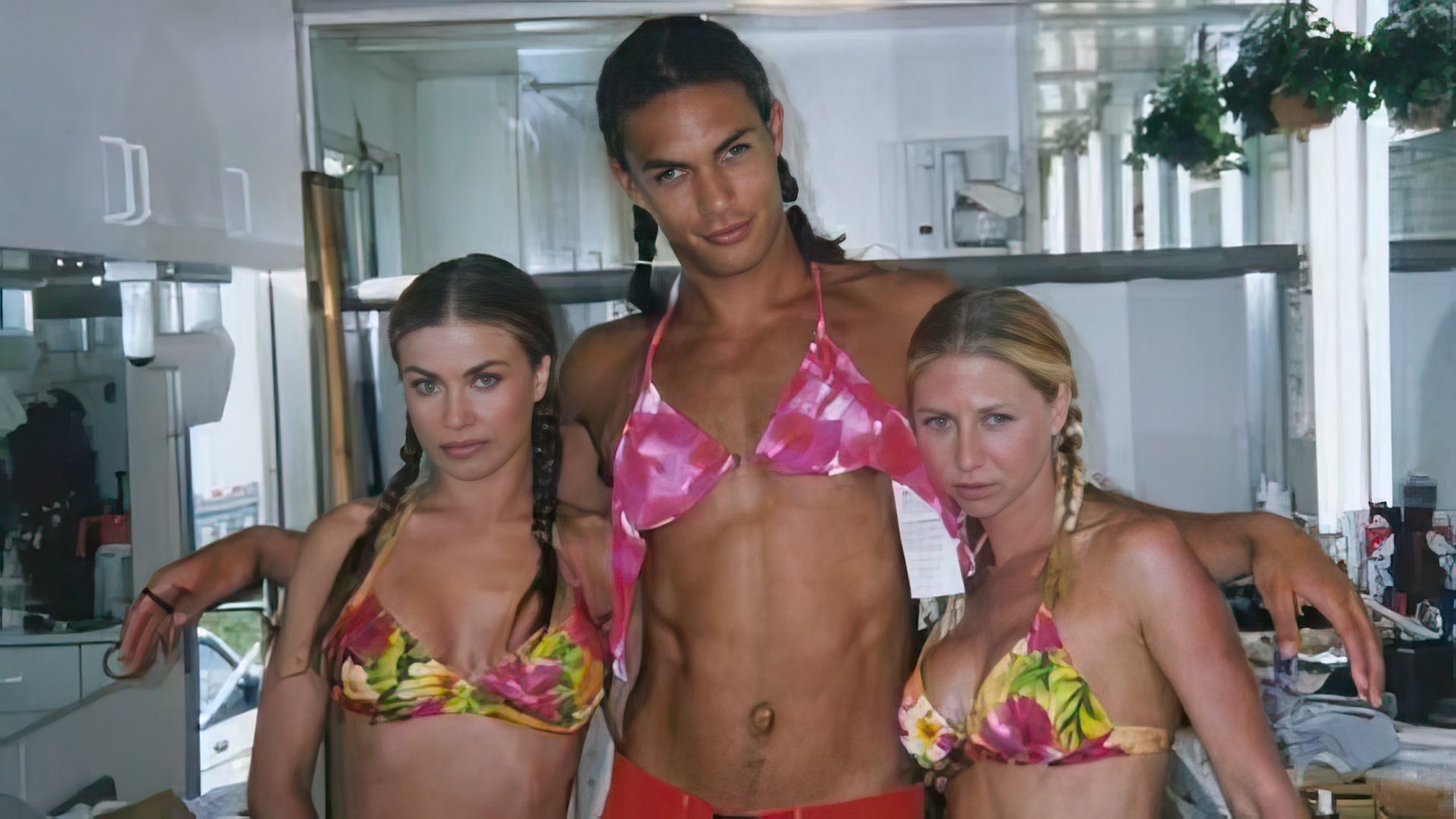 Jason Momoa nació en Hawaii y creció en Iowa