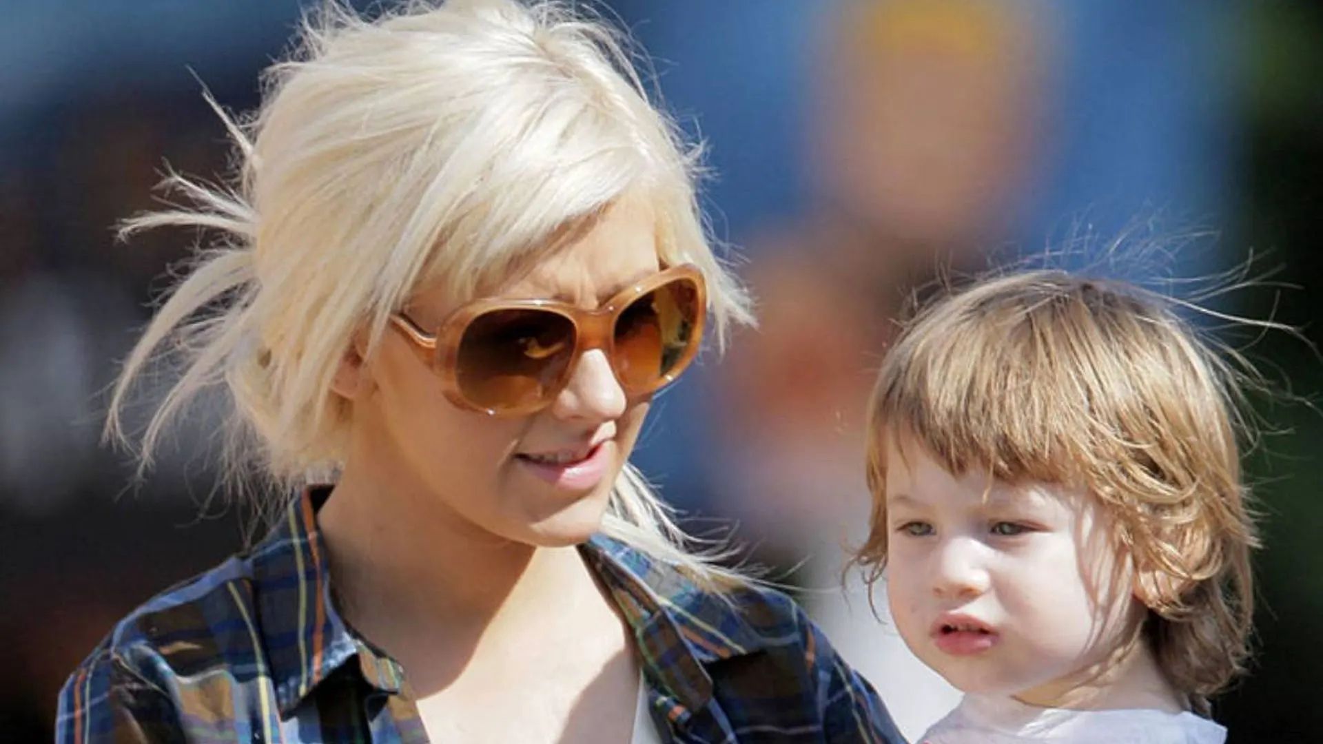 Christina Aguilera con su hijo Max
