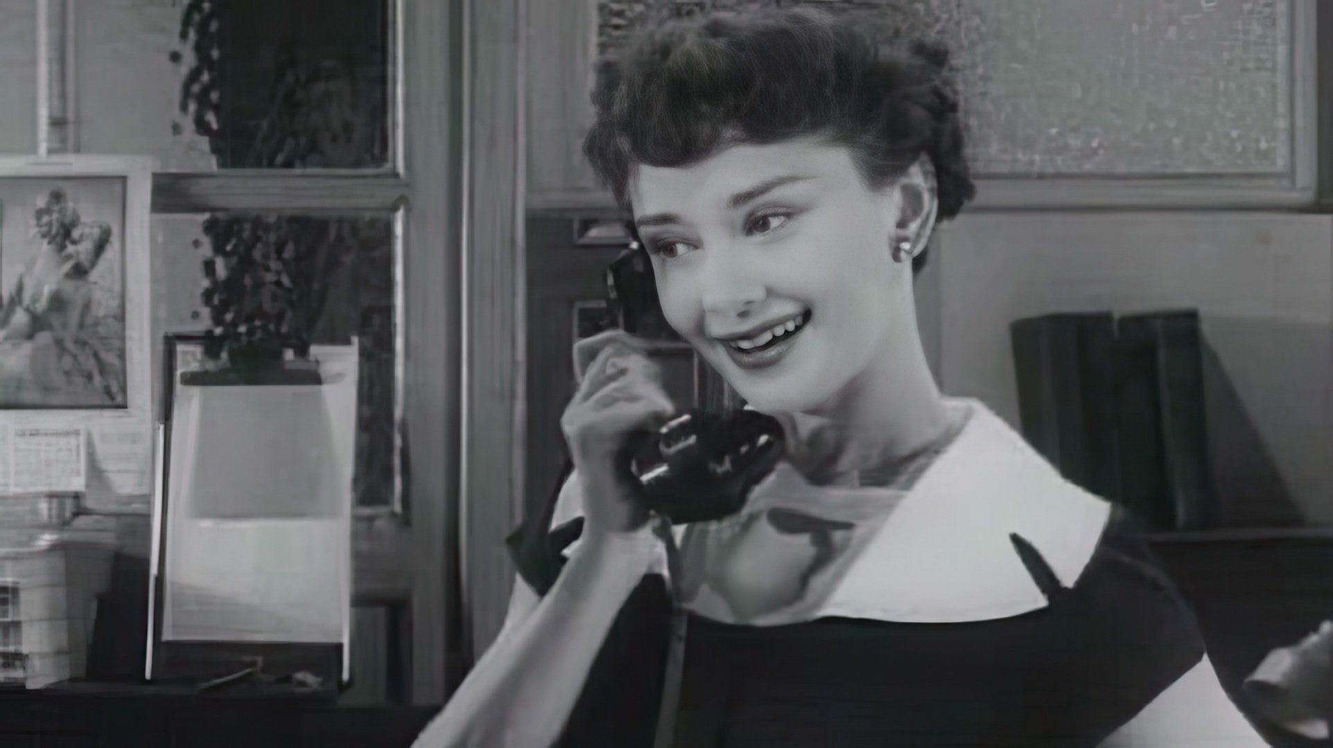 Una escena de la película 'Laughter in Paradise'