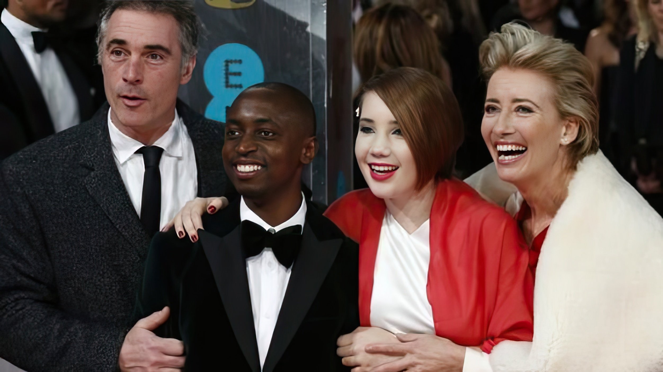 Emma Thompson con su esposo e hijos