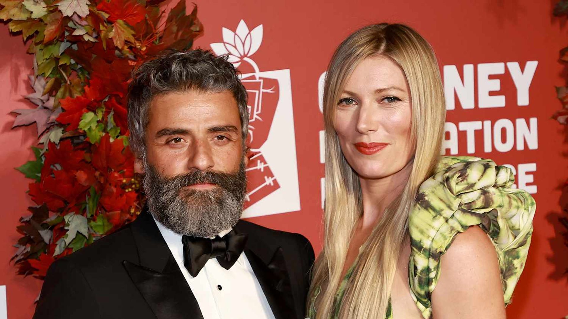 Oscar Isaac y Elvira Lind