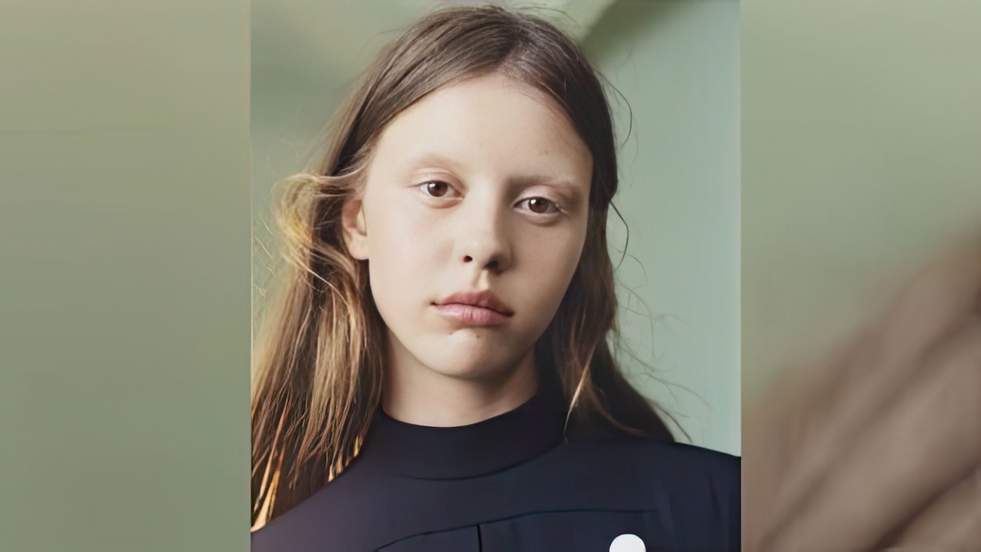 Mia Goth sin maquillaje