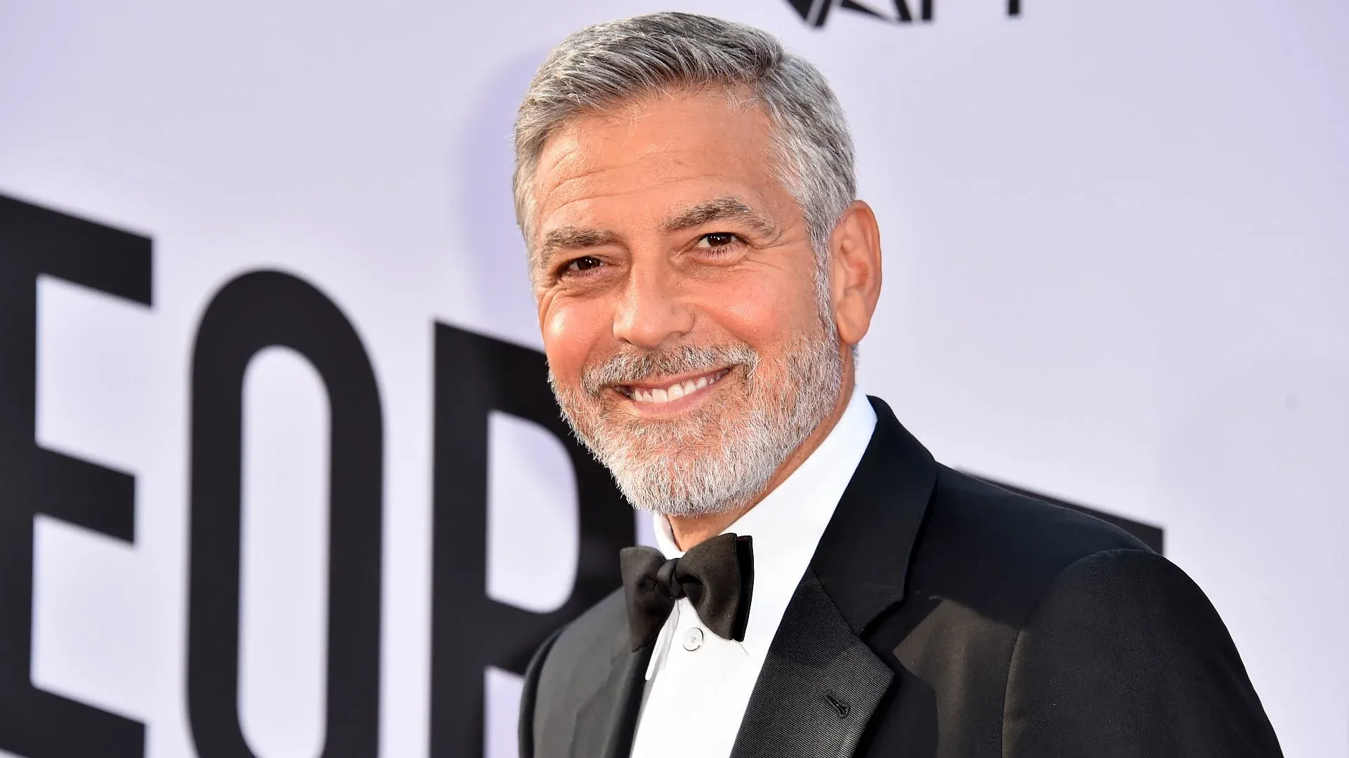 George Clooney es Tauro