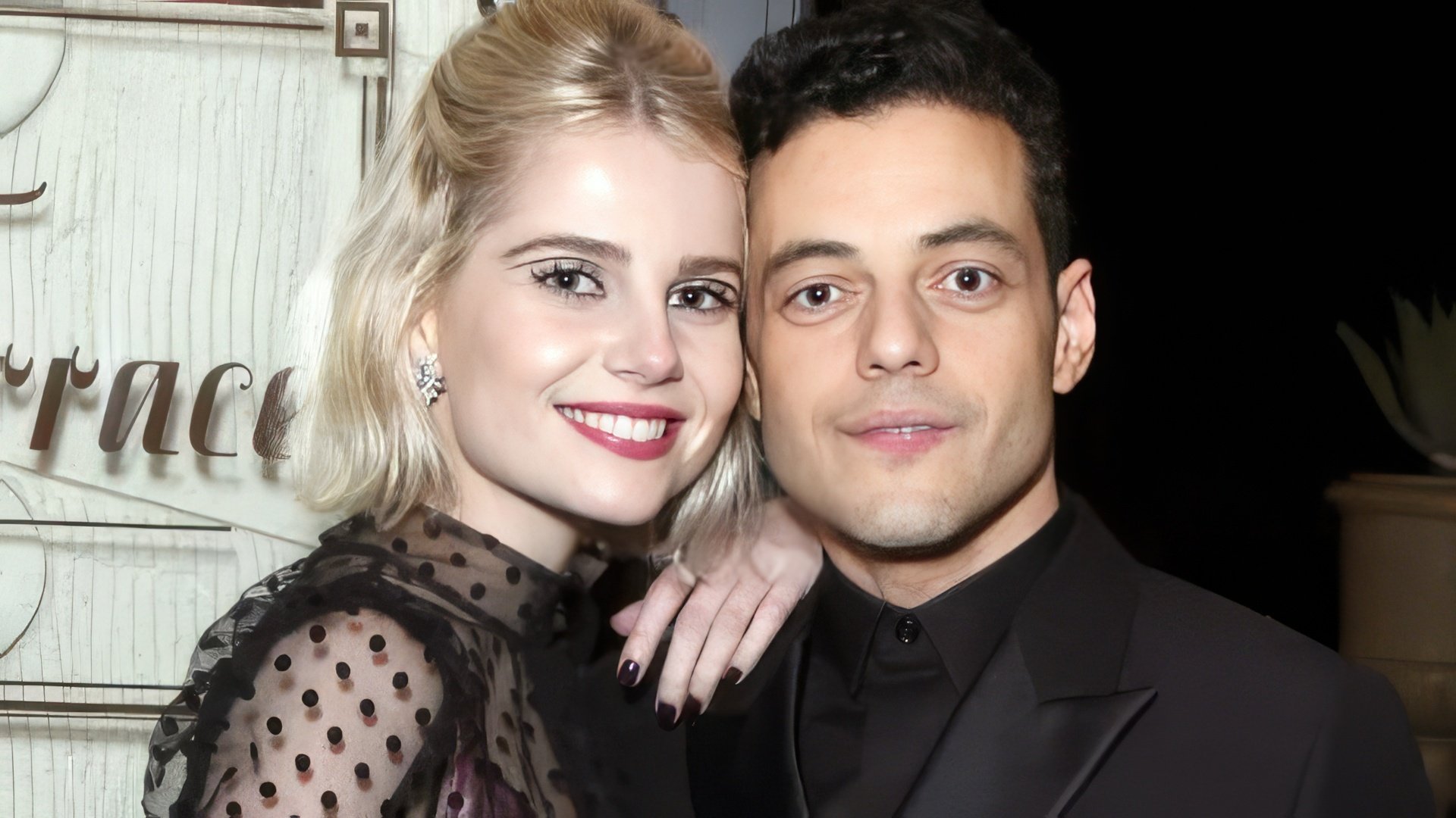 Lucy Boynton y Rami Malek