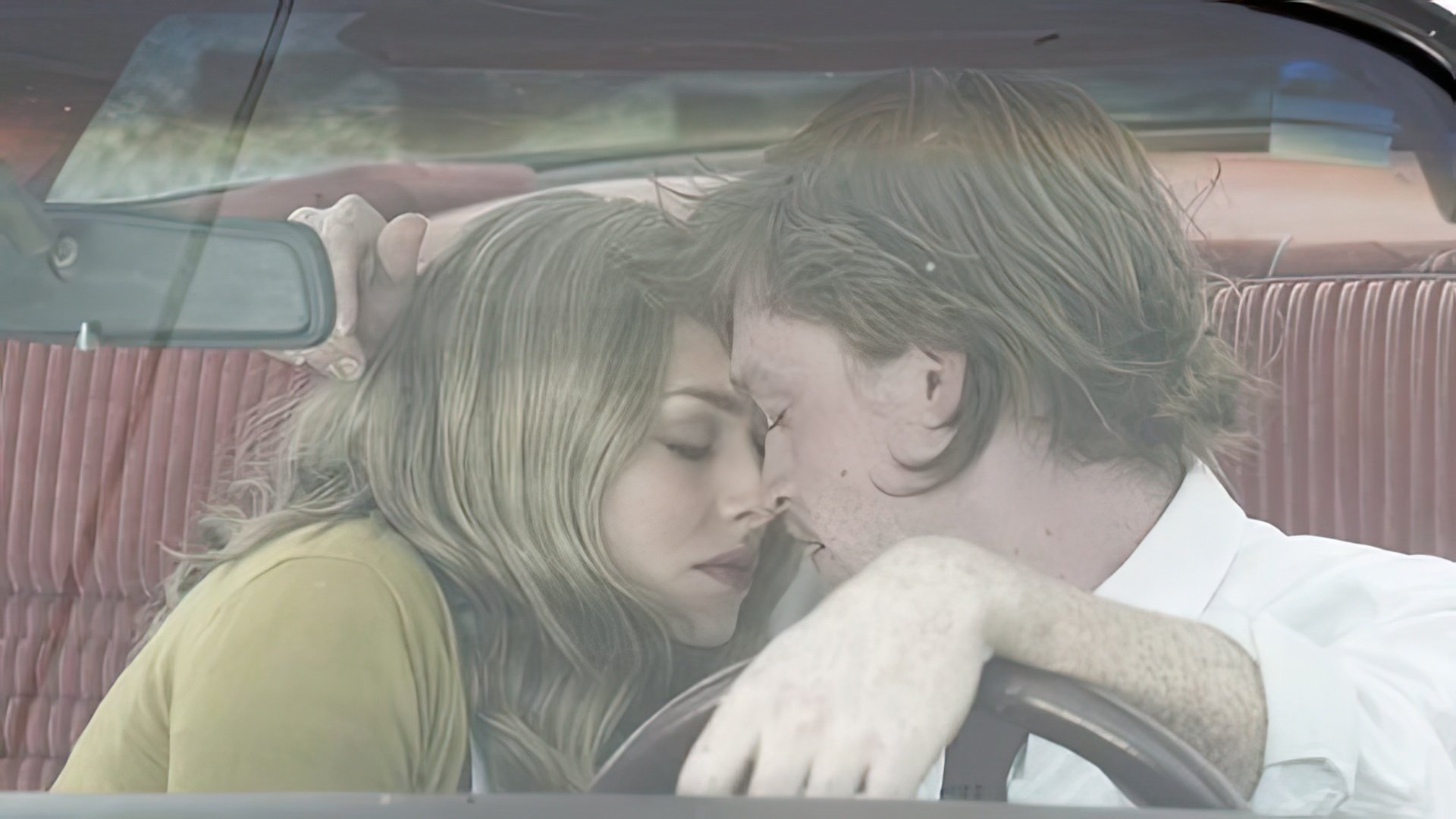 Amanda Seyfried y Caleb Landry Jones en Twin Peaks