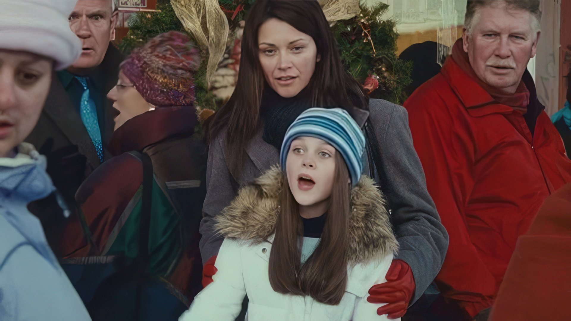 Nicola Peltz en la película 'Deck the Halls'