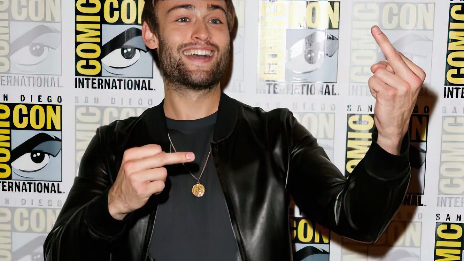 Douglas Booth en Comic-Con