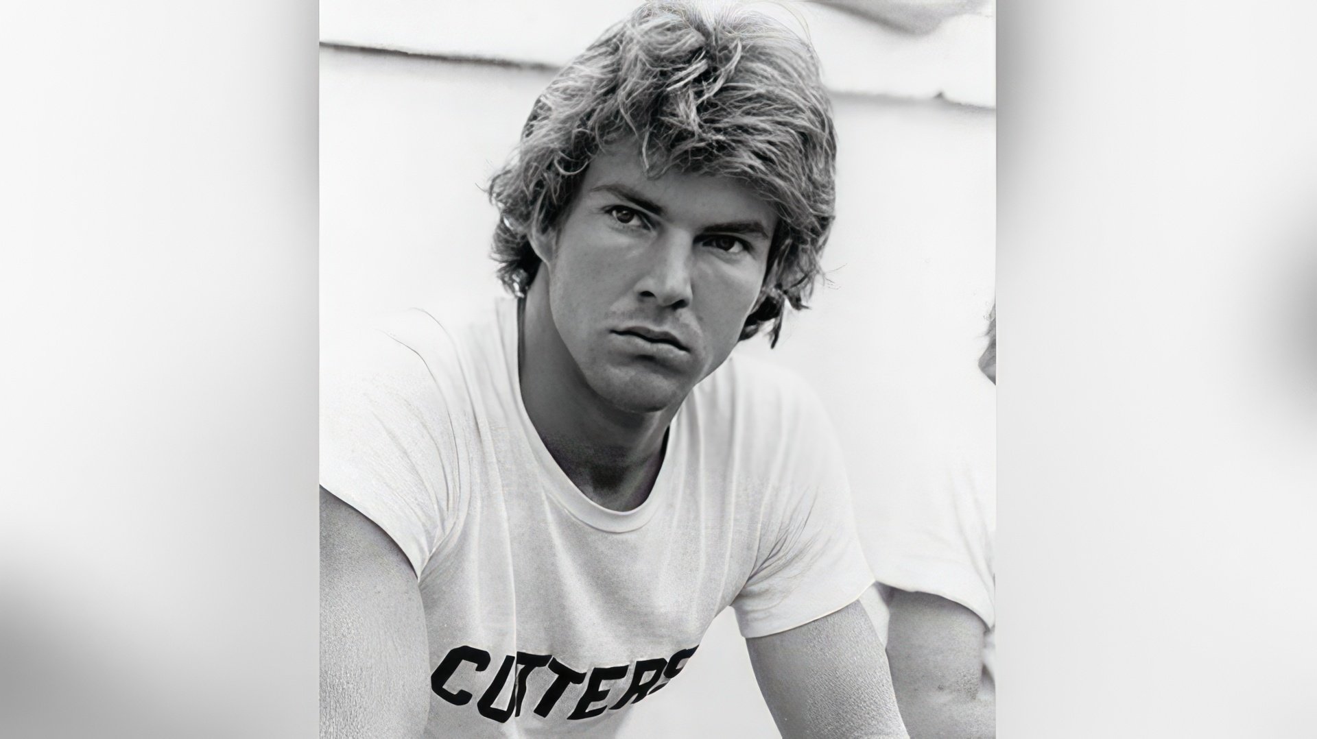 Joven Dennis Quaid