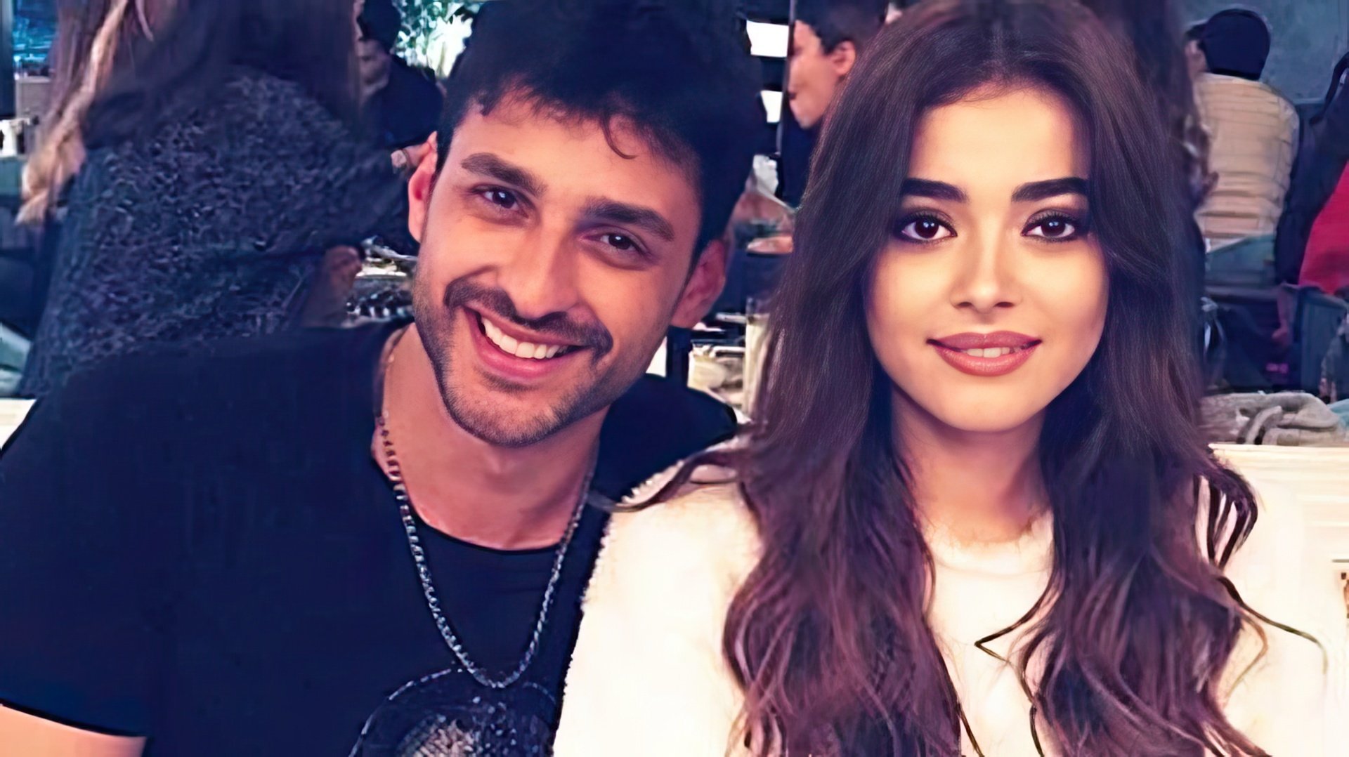 Hande Erçel y Ekin Mert Daymaz