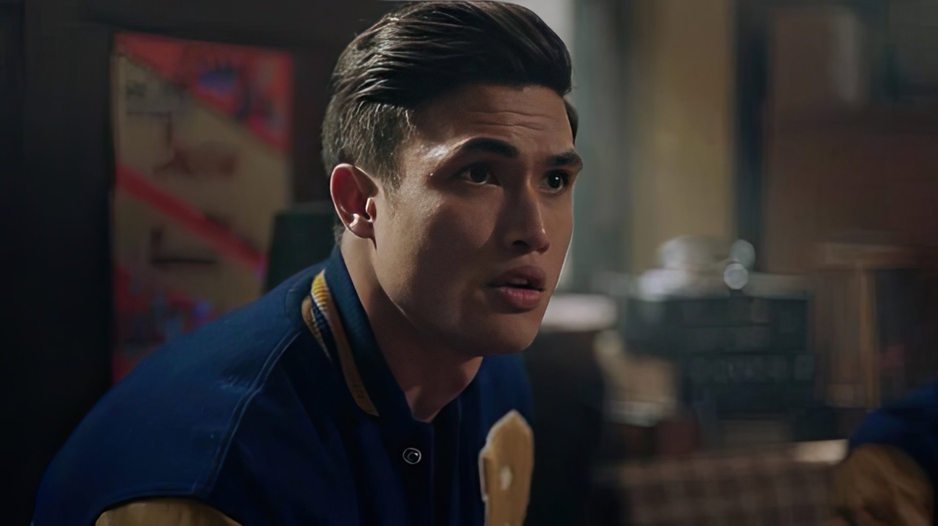 Charles Melton en la serie de televisión 'Riverdale'