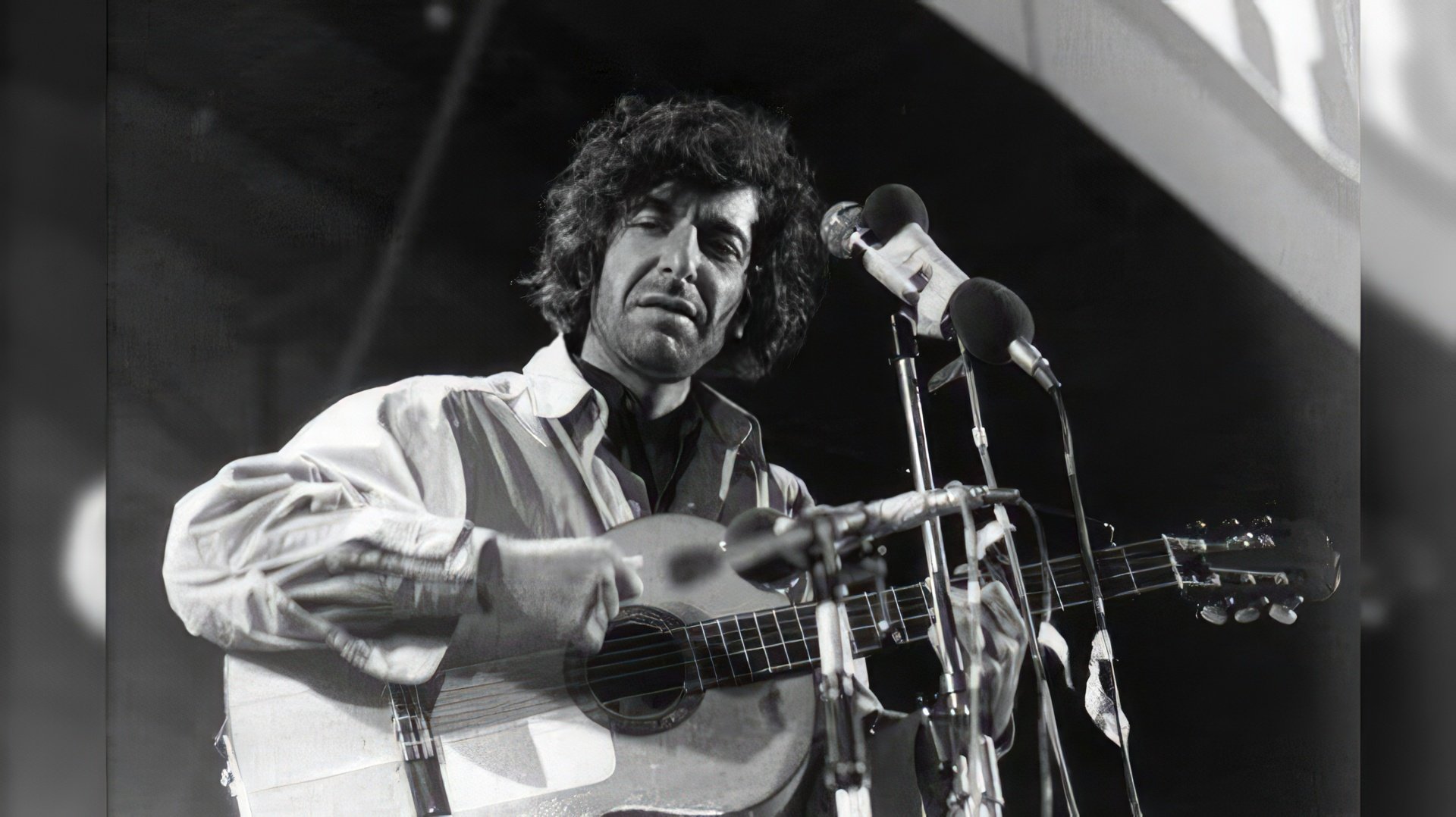 A los 32 años, Leonard Cohen comenzó su carrera musical