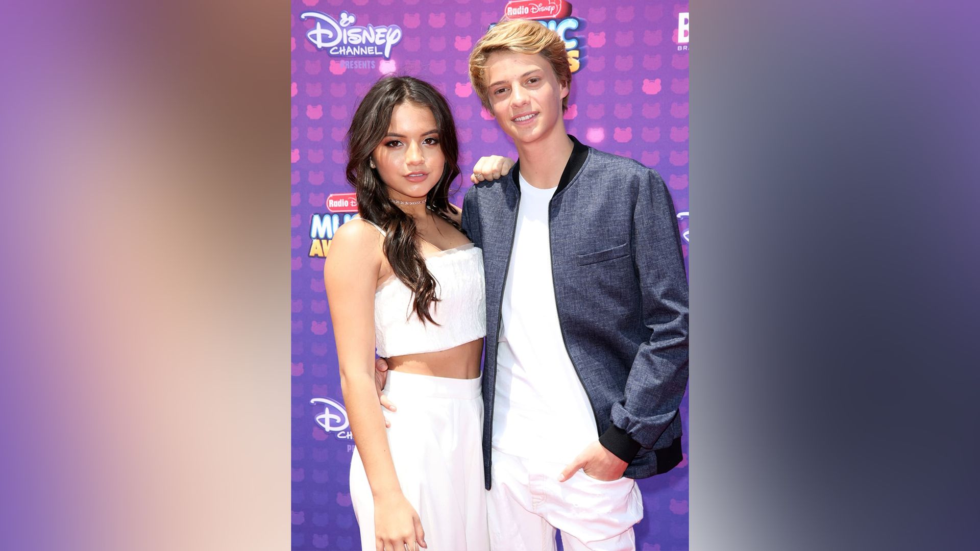 Isabela Moner y Jace Norman