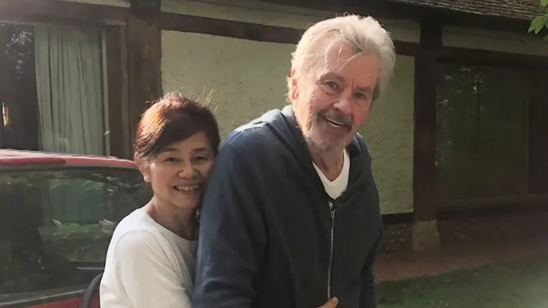 Alain Delon y Hiromi Rollin