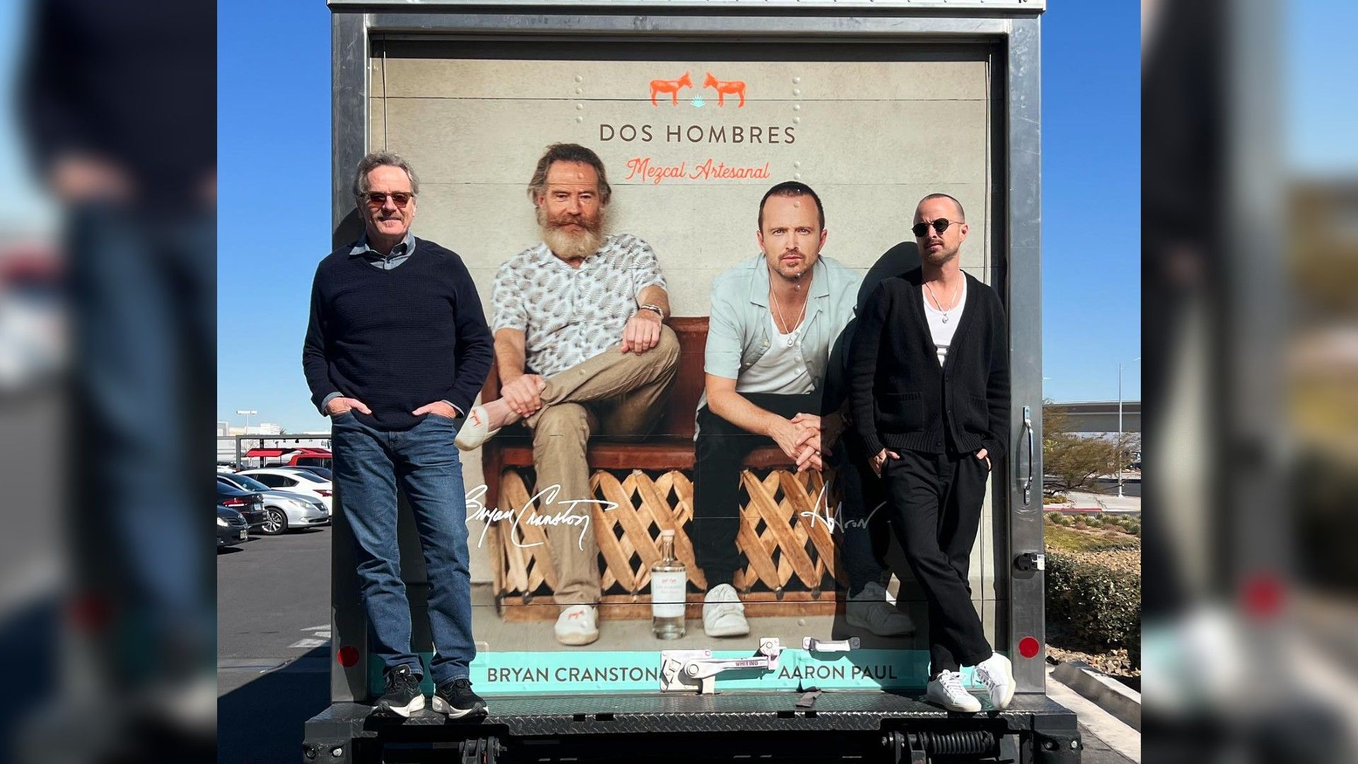 Aaron Paul y Bryan Cranston fundaron una marca de alcohol