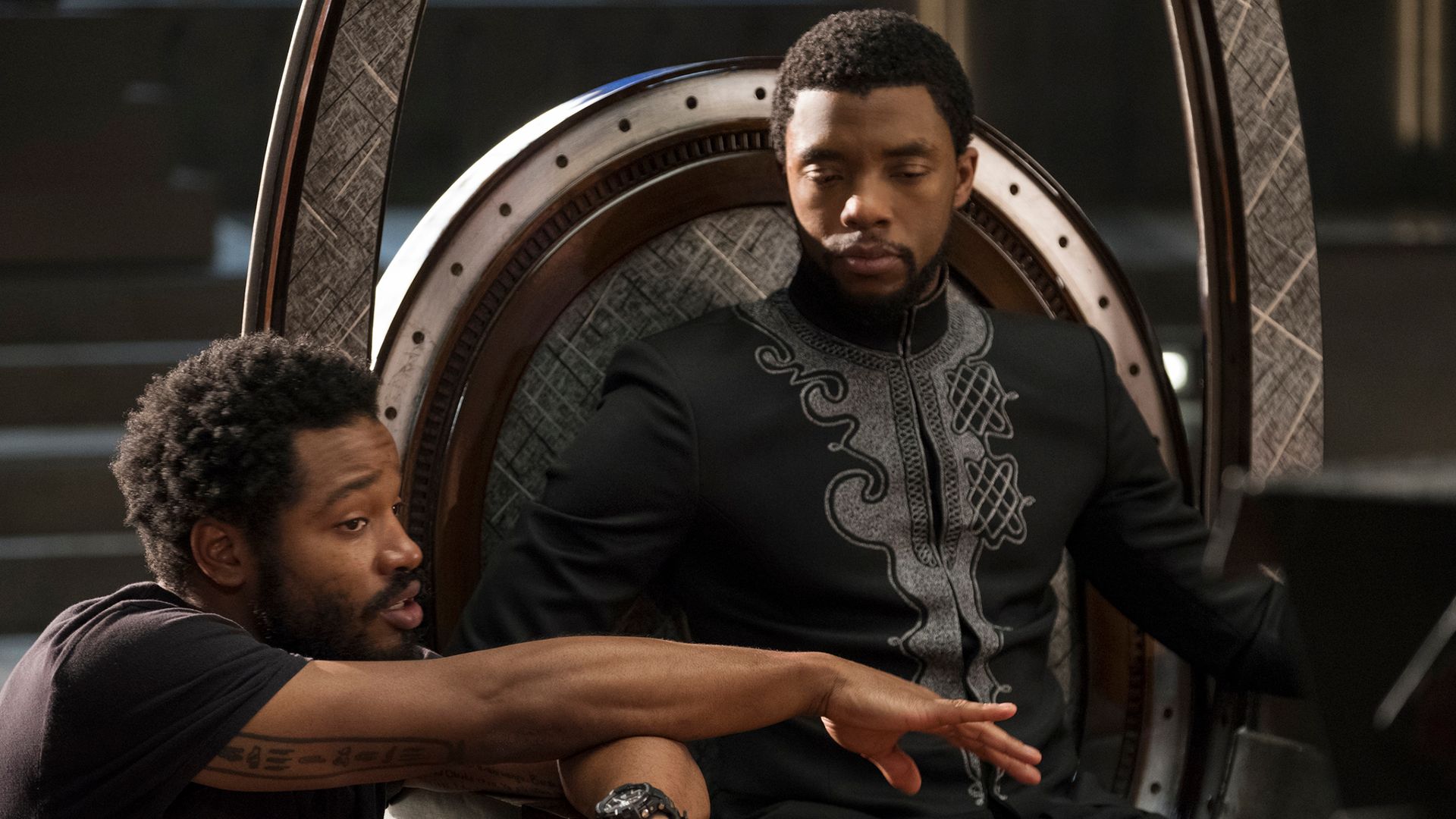 Ryan Coogler y Chadwick Boseman en el set de 'Black Panther'
