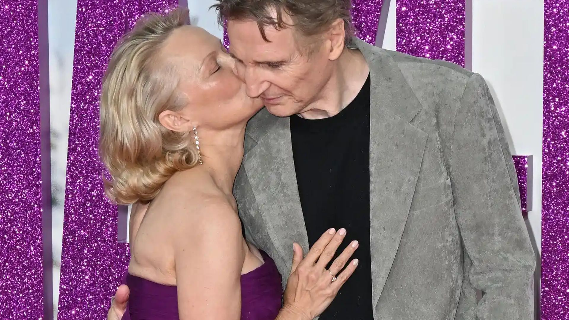 Pamela Anderson y Liam Neeson actúan con ternura en la alfombra roja de The Naked Gun