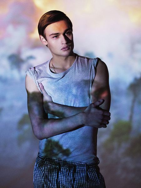 foto de Douglas Booth 4