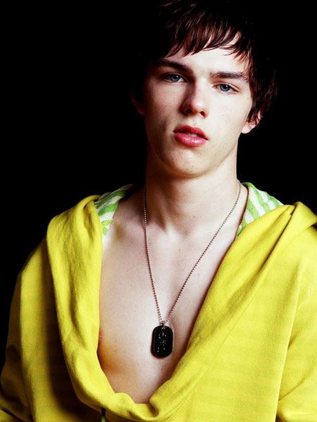 foto de Nicholas Hoult 3